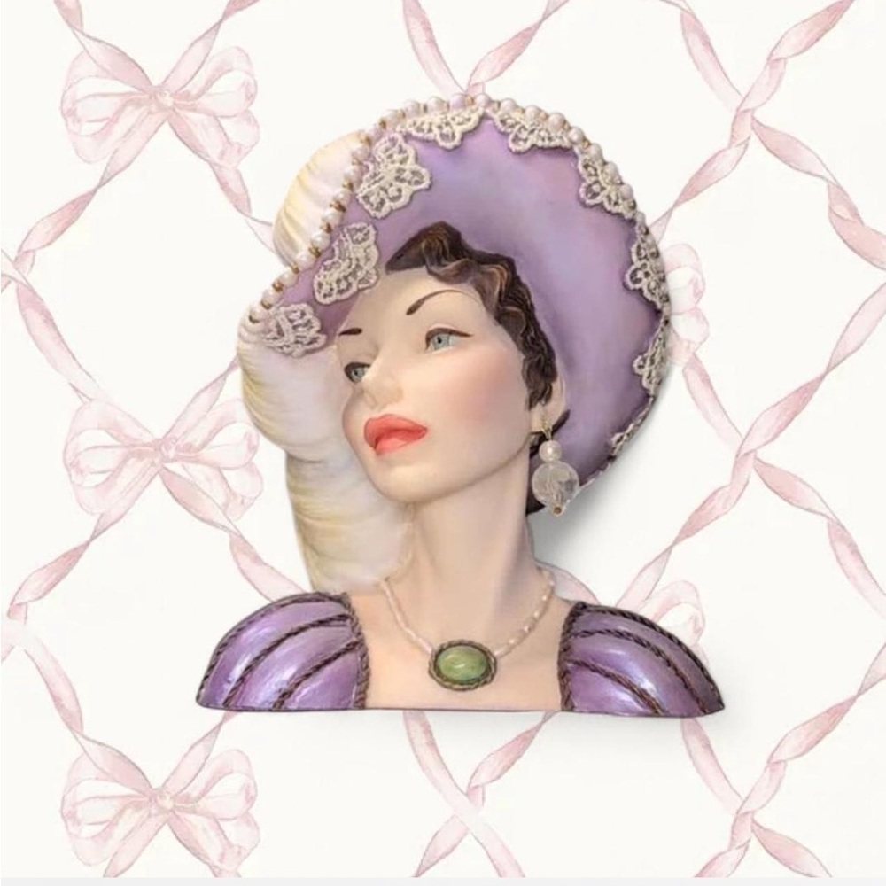 Vintage Cameo Girls Head Vase Judith 1910 "Transatlantic Lady" 2000 Edition